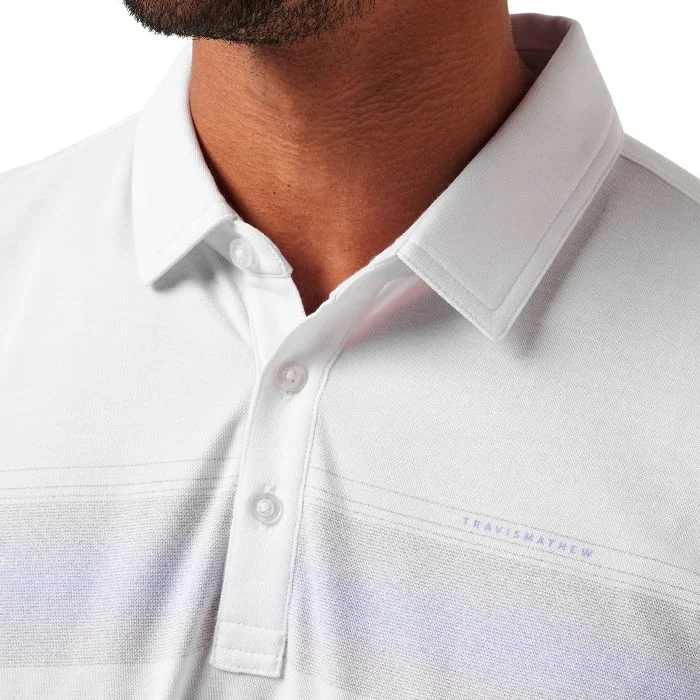 TRAVIS MATHEW ホワイト シャツ TravisMathew Day Pass Golf Polo ON SALE - Carl's Golfland